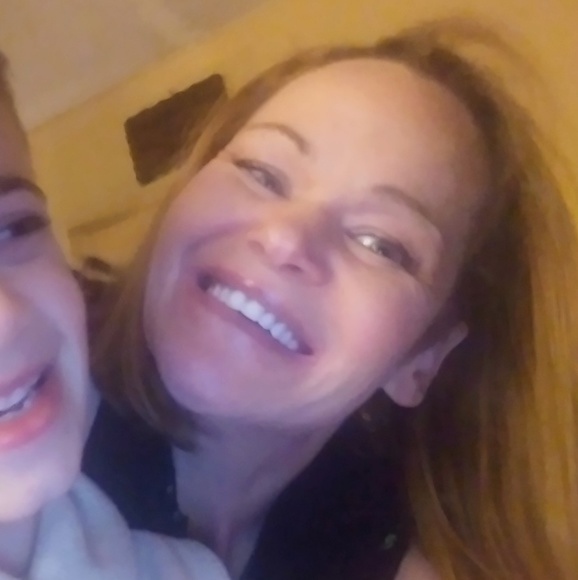 Meet your Posher, Crystal - Picture 1 of 1